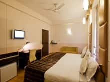 Cross Road (Oakwood - Boutique Hotel), Hansi 2